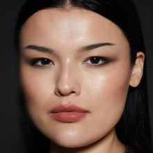 Load image into Gallery viewer, Lovers Lip Blur