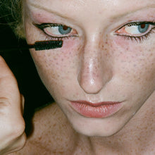 Load image into Gallery viewer, Tarantula Mascara