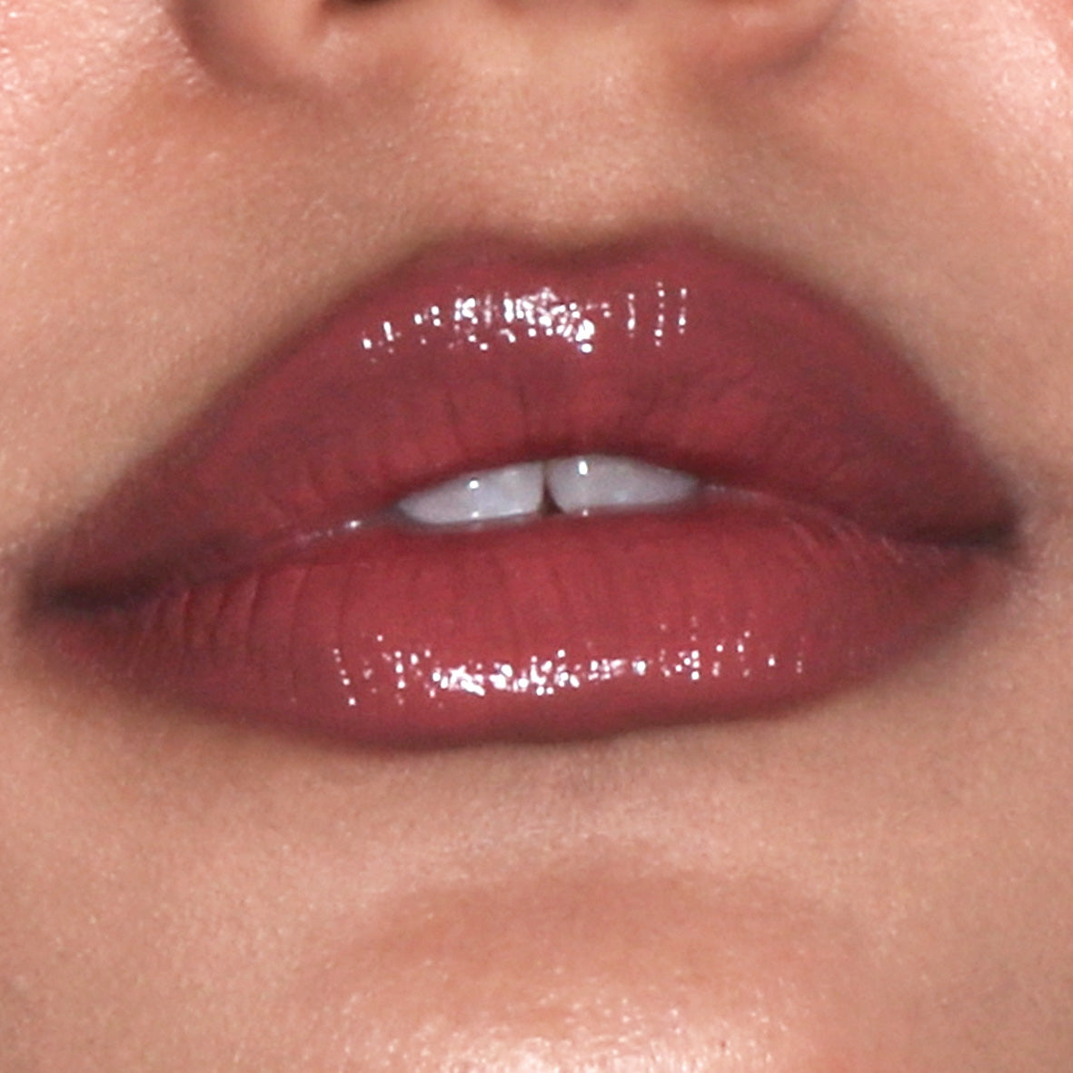 Hexed & Kissed – AppleDoll