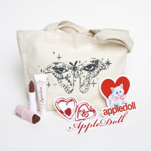 Load image into Gallery viewer, Kiss Of True Love
